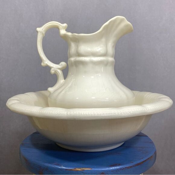 Colonial Mold Other - 1930’s Antique Colonial Mold Pitcher and Wash Basin